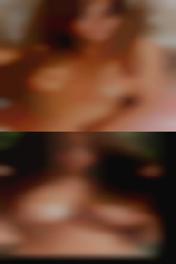 naked girls in old castle