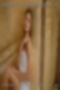 rm_badin222214 hot horny female Fox Chase